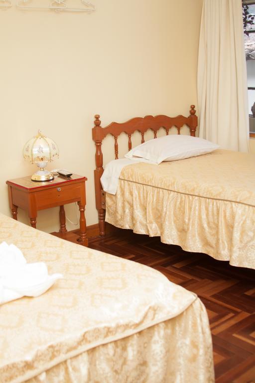 Hostal Santa Rosa Куско Екстериор снимка